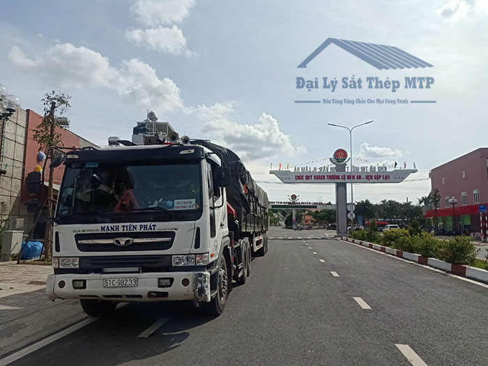 Hình ảnh vận chuyển thép hình ra công trình ảnh 6