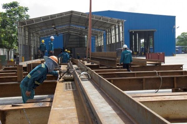 Giá thép tổ hợp phụ thuộc vào giá nguyên vật liệu và nhu cầu thị trường