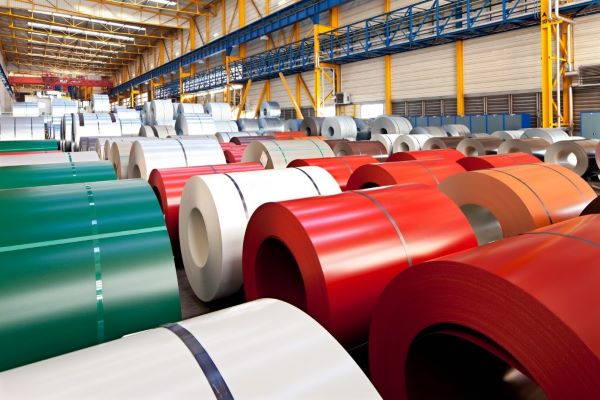 Các bạn nên chú ý bảo quản tôn lợp Vinaone ở nơi khô ráo, tránh mưa nắng trực tiếp