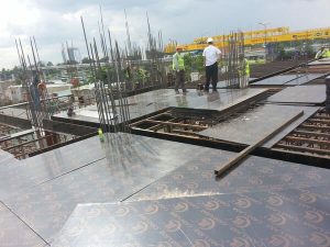 Nên lưu ý ghép ván ép phủ phim đúng tiêu chuẩn để hạn chế hư hỏng và tăng độ bền sử dụng