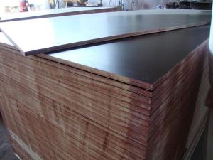 Tùy theo nhu cầu xây dựng mà quý khách có thể chọn mua ván ép phủ phim Eco form, Prime form hoặc Premium form tùy ý