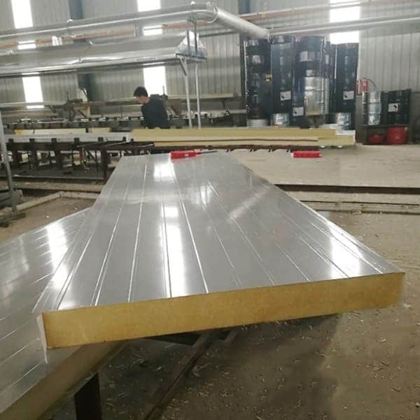 Hệ số cách nhiệt của tôn panel PU tỷ lệ thuận với độ dày tấm