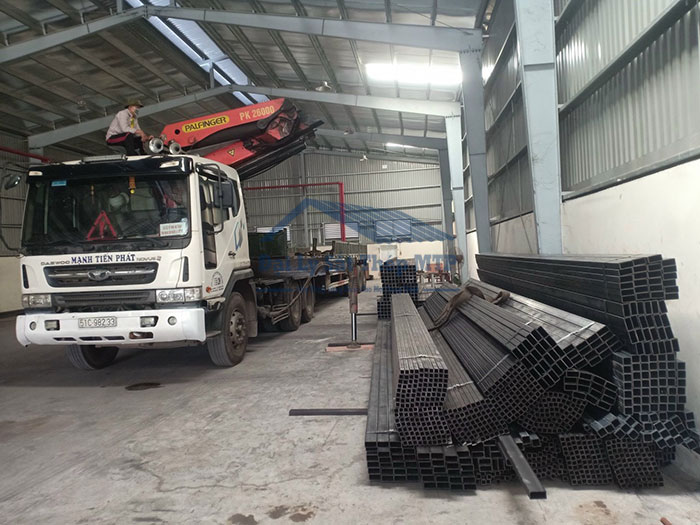 Giá Sắt Thép Hộp Vuông Mạ Kẽm Hòa Phát Tại Quận 4