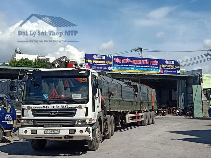 Giá Sắt Thép Hộp Vuông Mạ Kẽm Hòa Phát Tại Quận 4