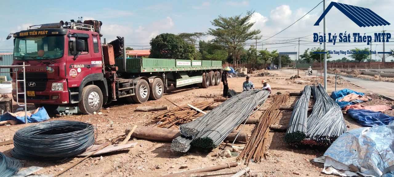 Bàn giao 30 Tấn Thép Xây Dựng Hoà Phát cho dự án xây dựng nhà xưởng sản xuất bulong tại Kcn Hoà Phú - Đắk Lắk