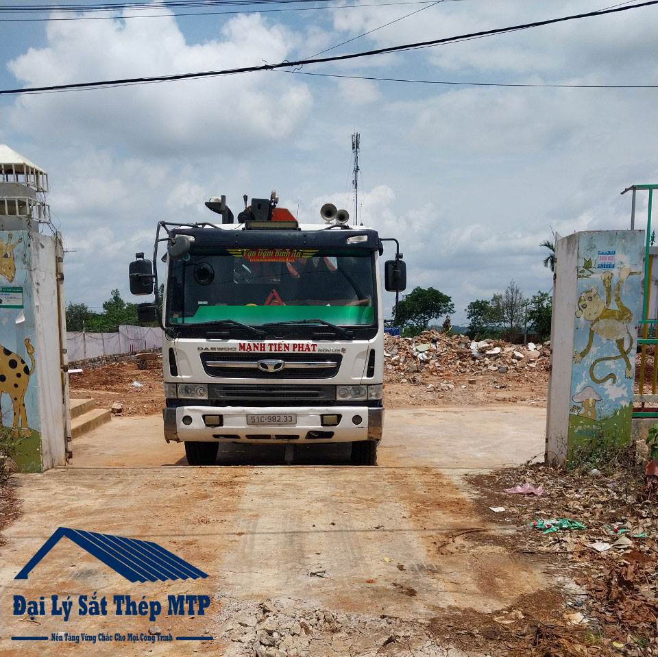CUNG CẤP 30 TẤN THÉP HÌNH ĐỂ XÂY DỰNG NHÀ XƯỞNG PHÂN BÓN - KM 72 BUÔN HỒ EA H'LEO - ĐẮK LẮK