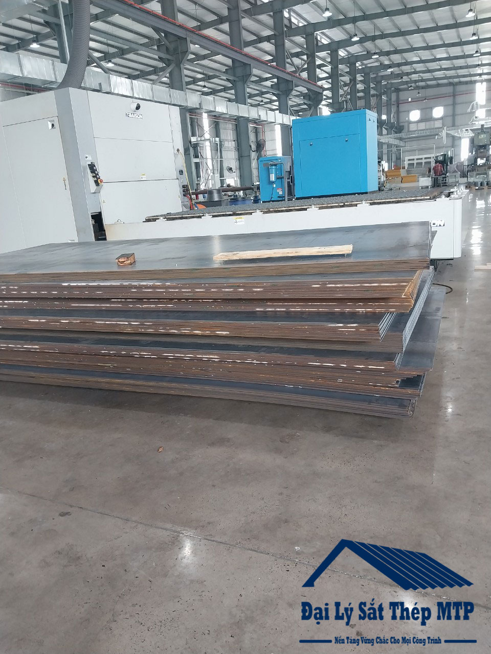 Đại lý Sắt Thép MTP Bàn giao 35 tấn Thép Tấm cho cty cơ khí chế tạo máy Komasu Tại Kcn Chơn Thành - Bình Phước
