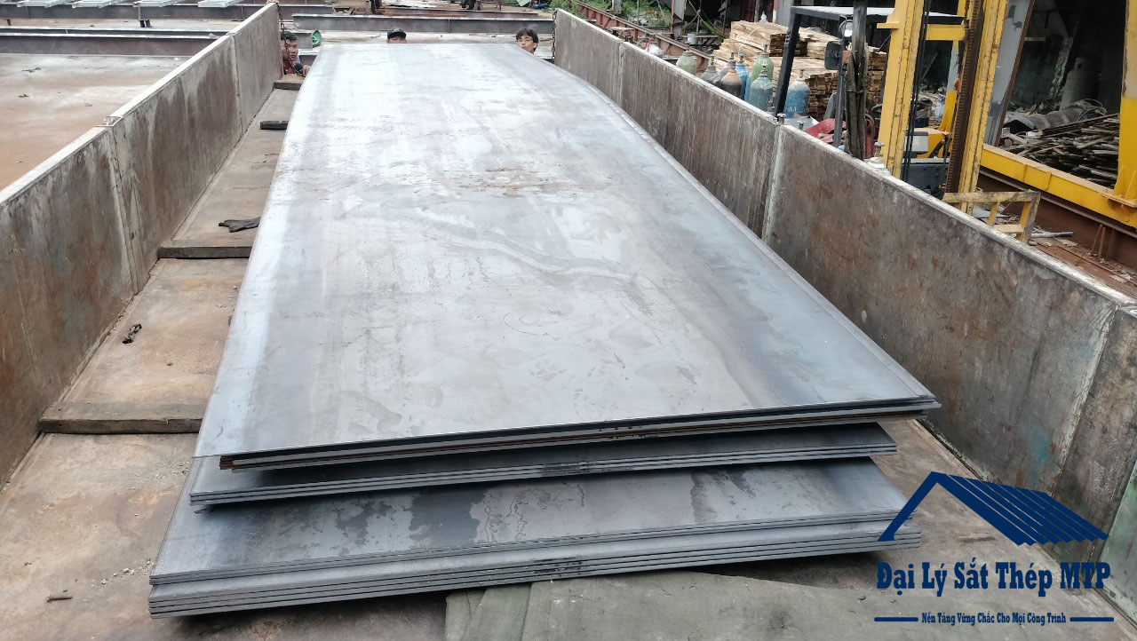 Đại lý Sắt Thép MTP Chuyển giao 25 tấn Thép Tấm với 5 tấn Thép hình I cho Công ty cơ khí xây dựng Hóc Môn
