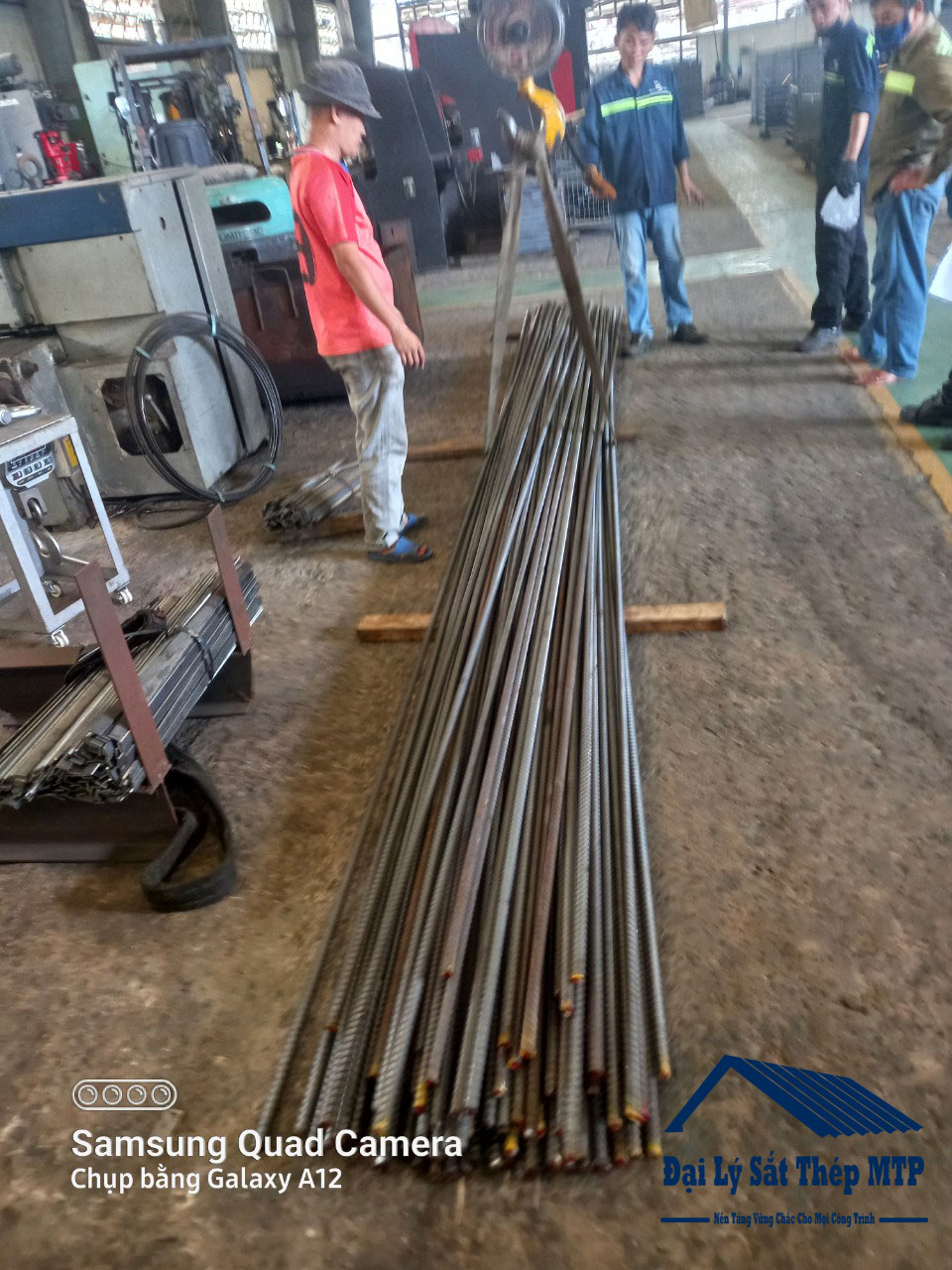 Đại lý Sắt Thép MTP Giao 25 Tấn Thép gân và 5 Tấn Thép hộp cho Xưởng Thiết Kế Văn Phòng Nhà Ở Quốc lộ 11 - Dĩ An - Bình Dương