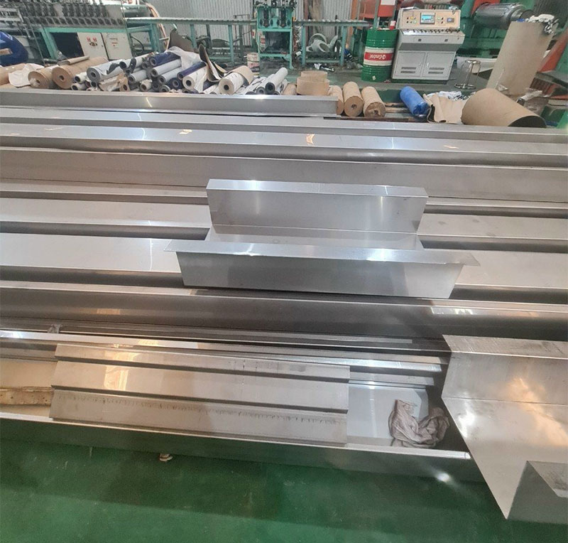 Cập nhật báo giá máng xối inox 304, 201, 316, 430 mới nhất