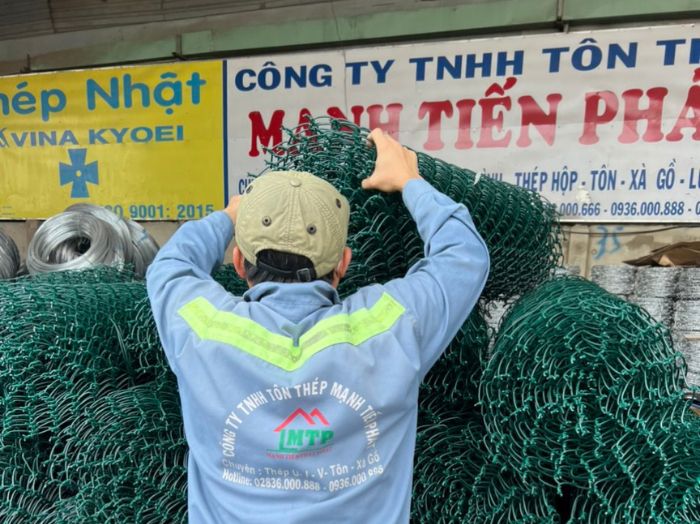 Cai dat thong so tren may det de san xuat luoi thep