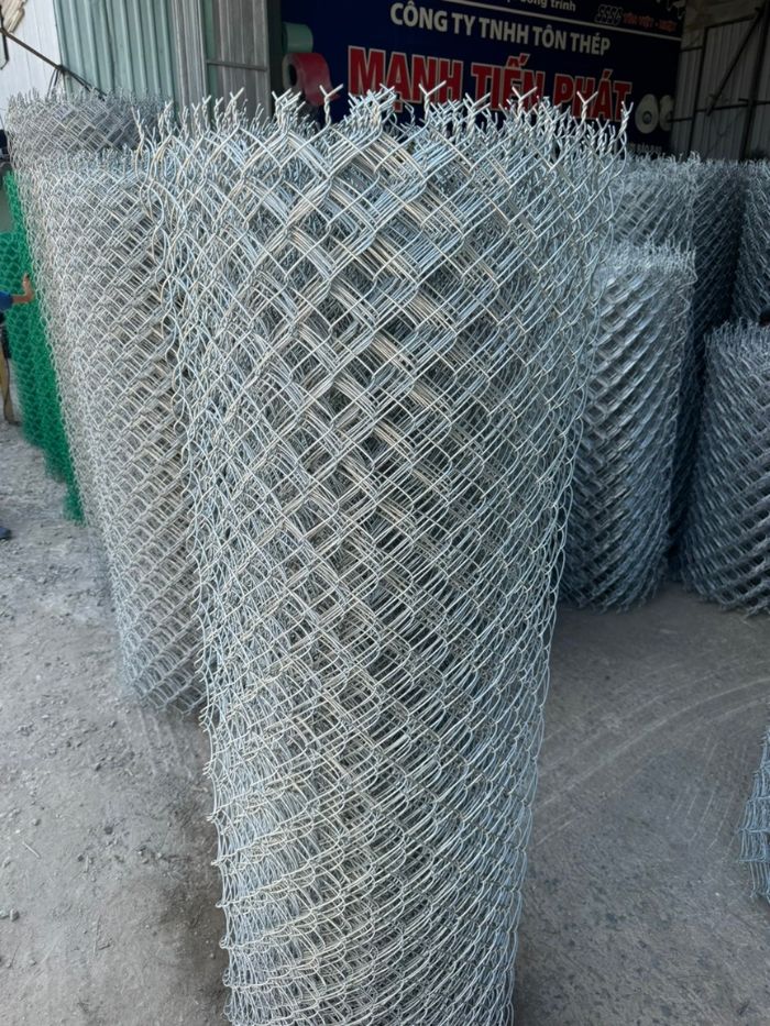 Cap nhat bang gia luoi b40 kho 1m8